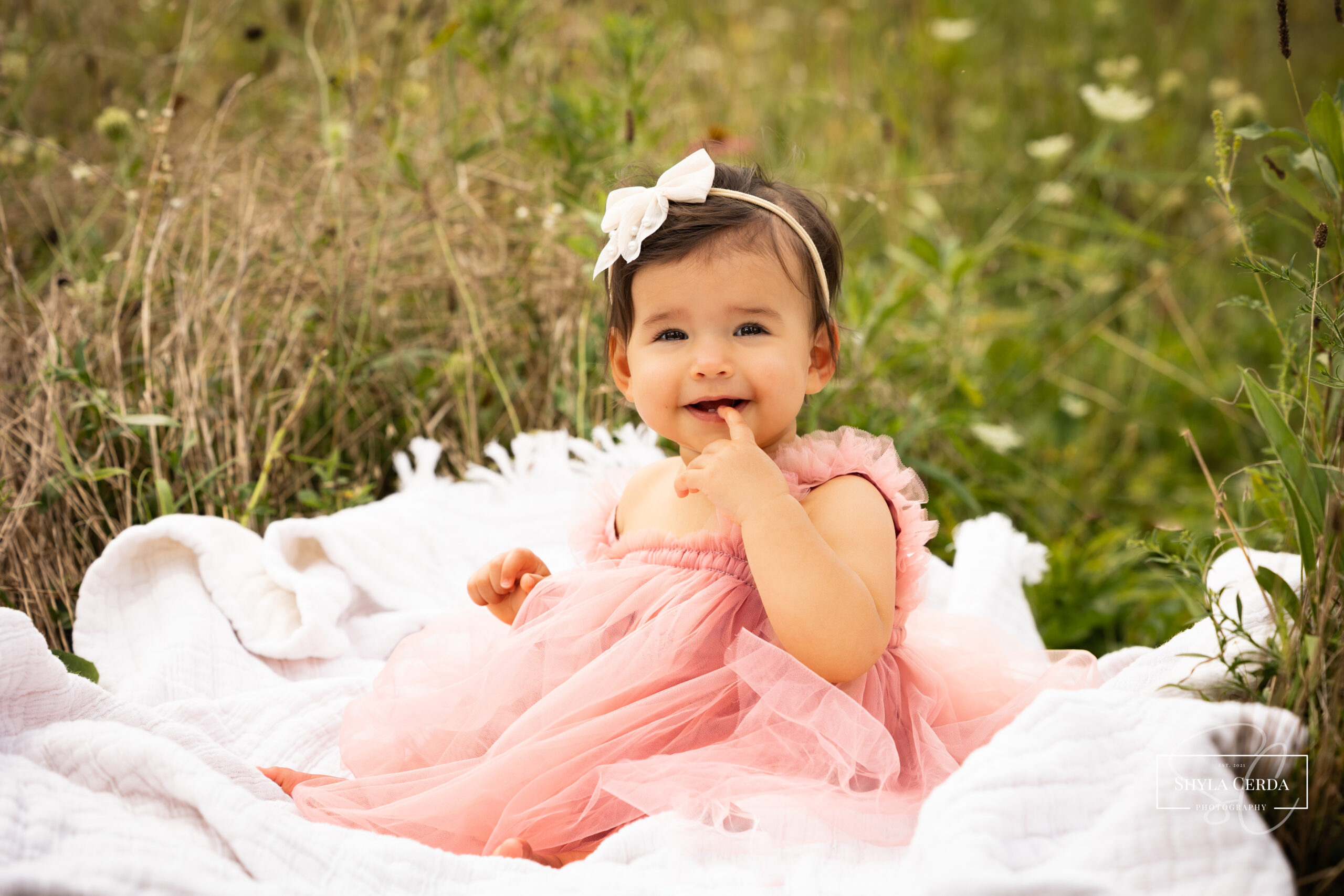 First birthday pictures in Troy Ohio park