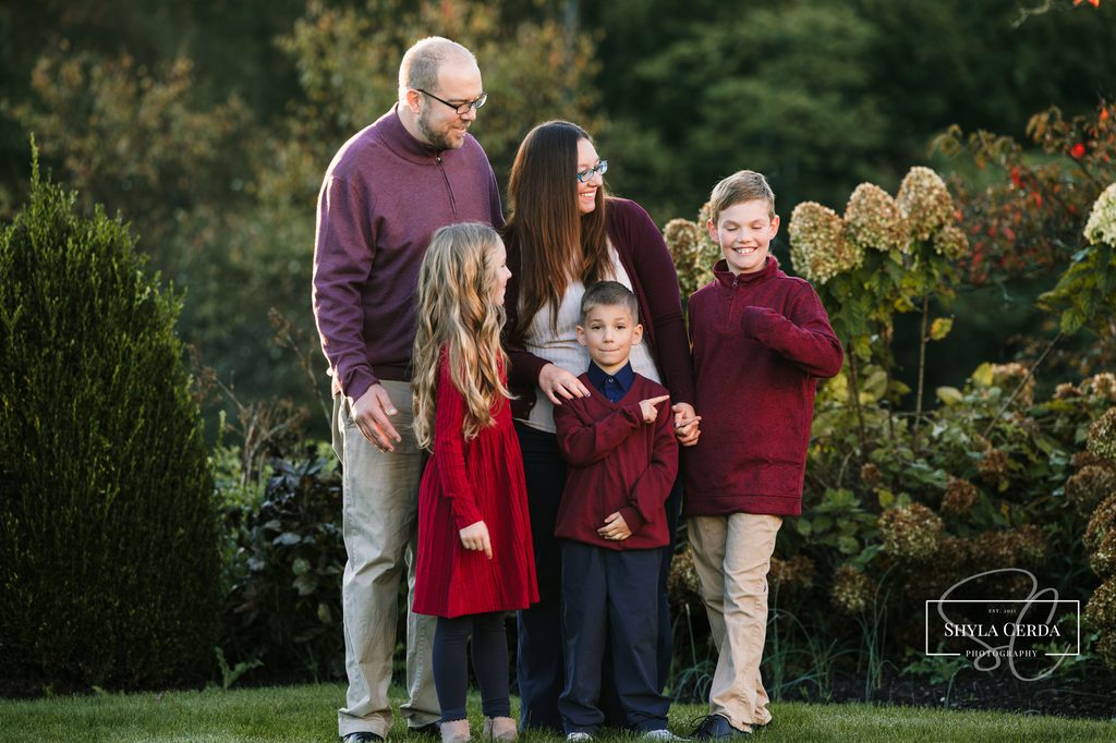 Fall family photos at the Lange Estate in Troy, Ohio